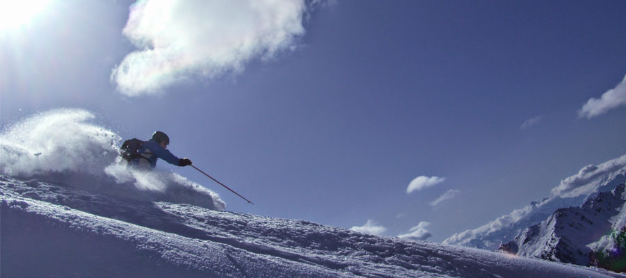 Skifahren im Pulverschnee